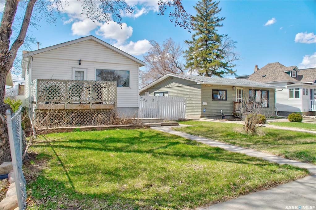 Property Photo: 952 Wallace Street SK S4N 3Y5
