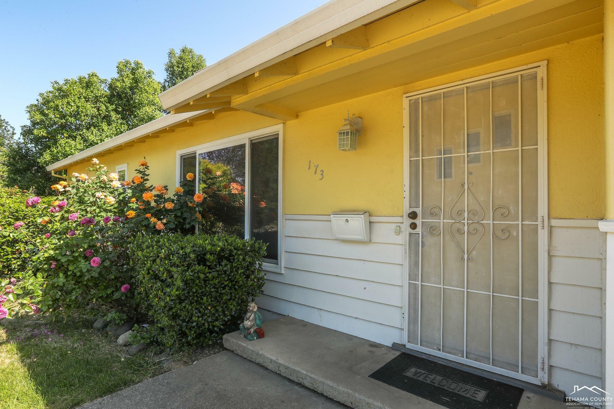 173 Oleander Circle  Redding CA 96001-4844 photo