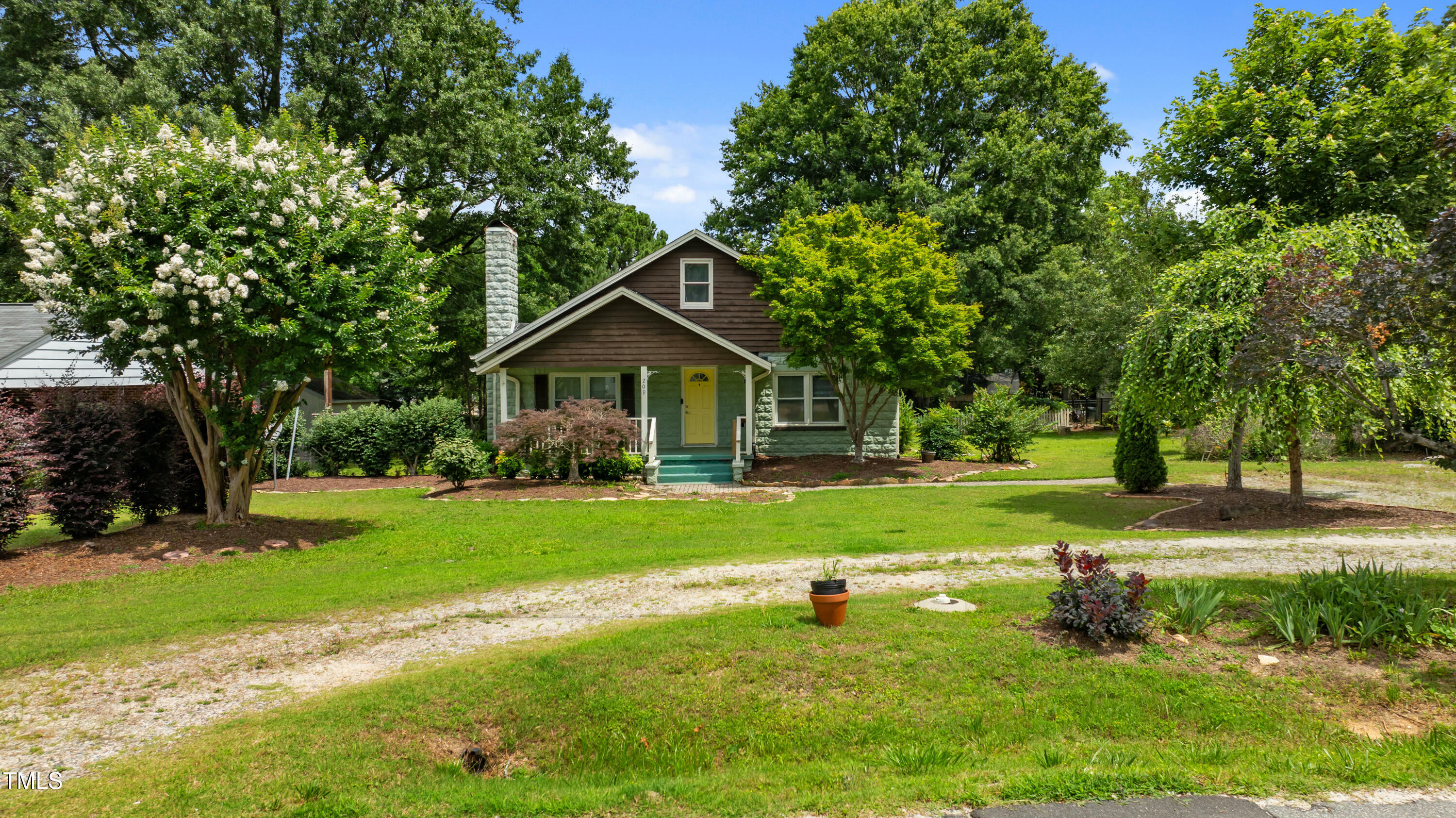 Property Photo: 209 E Winston Street NC 27596