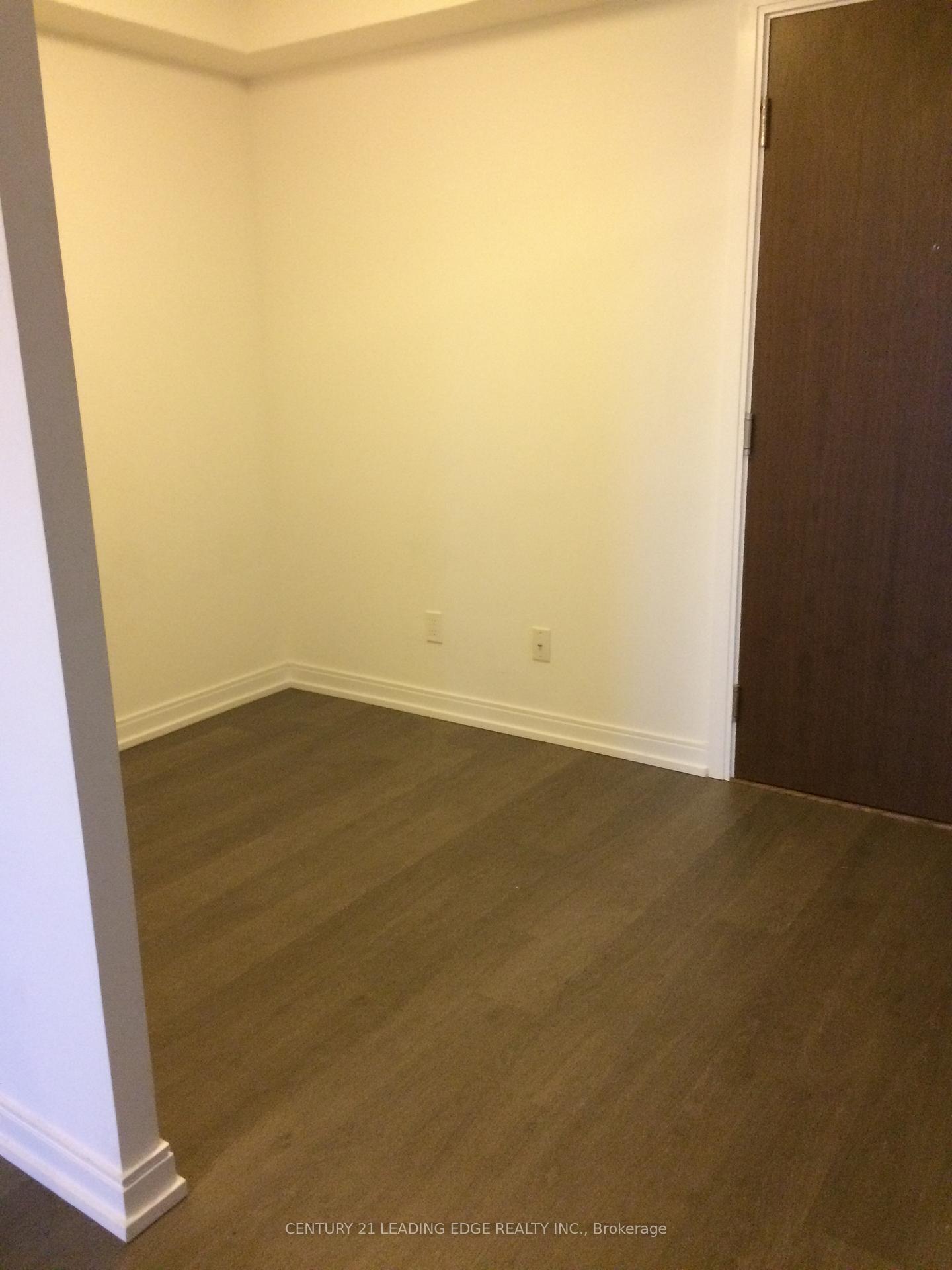 Property Photo: 255 Village Green Square 710 ON M1S 0L7