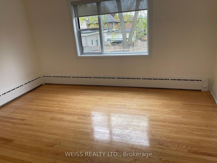 Property Photo:  517 Eglinton Avenue W 4  ON M5N 1B1