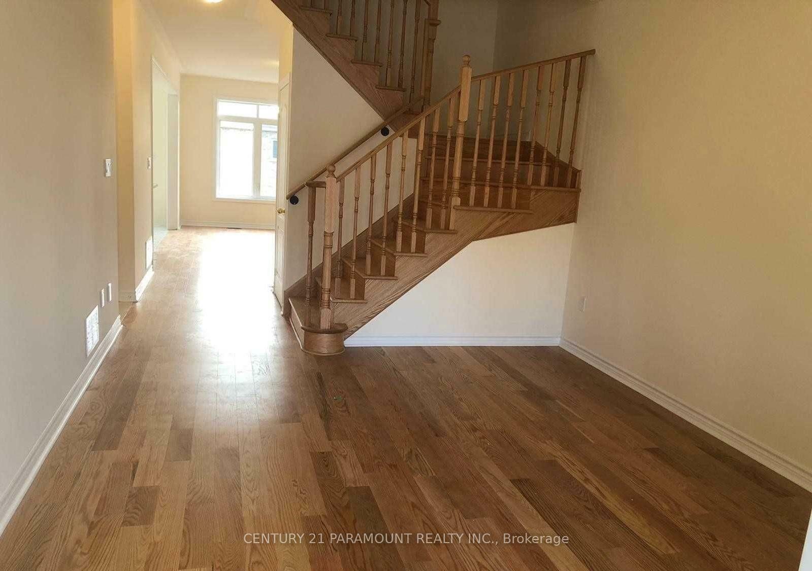 Property Photo:  1814 Fosterbrook Street  ON L1K 0M9 