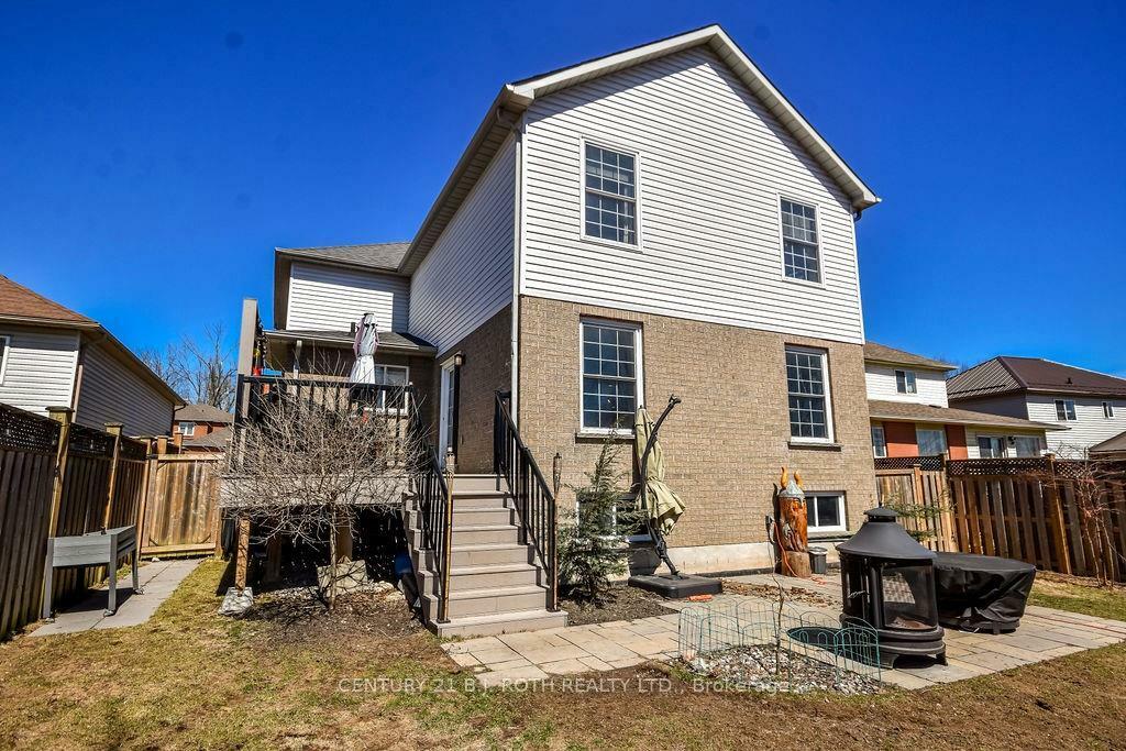 Property Photo: 17 Frontier Avenue ON L3V 7S8