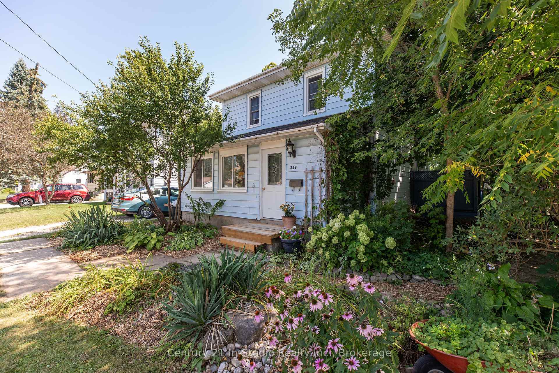 Property Photo: 239 College Street N ON N0G 1R0