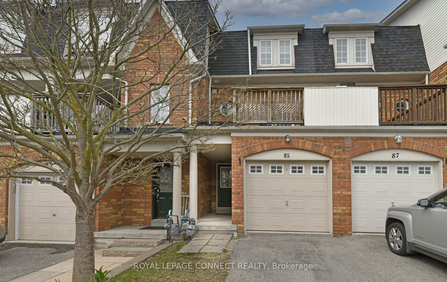 85 Sprucedale Way  Whitby ON L1N 9T9 photo