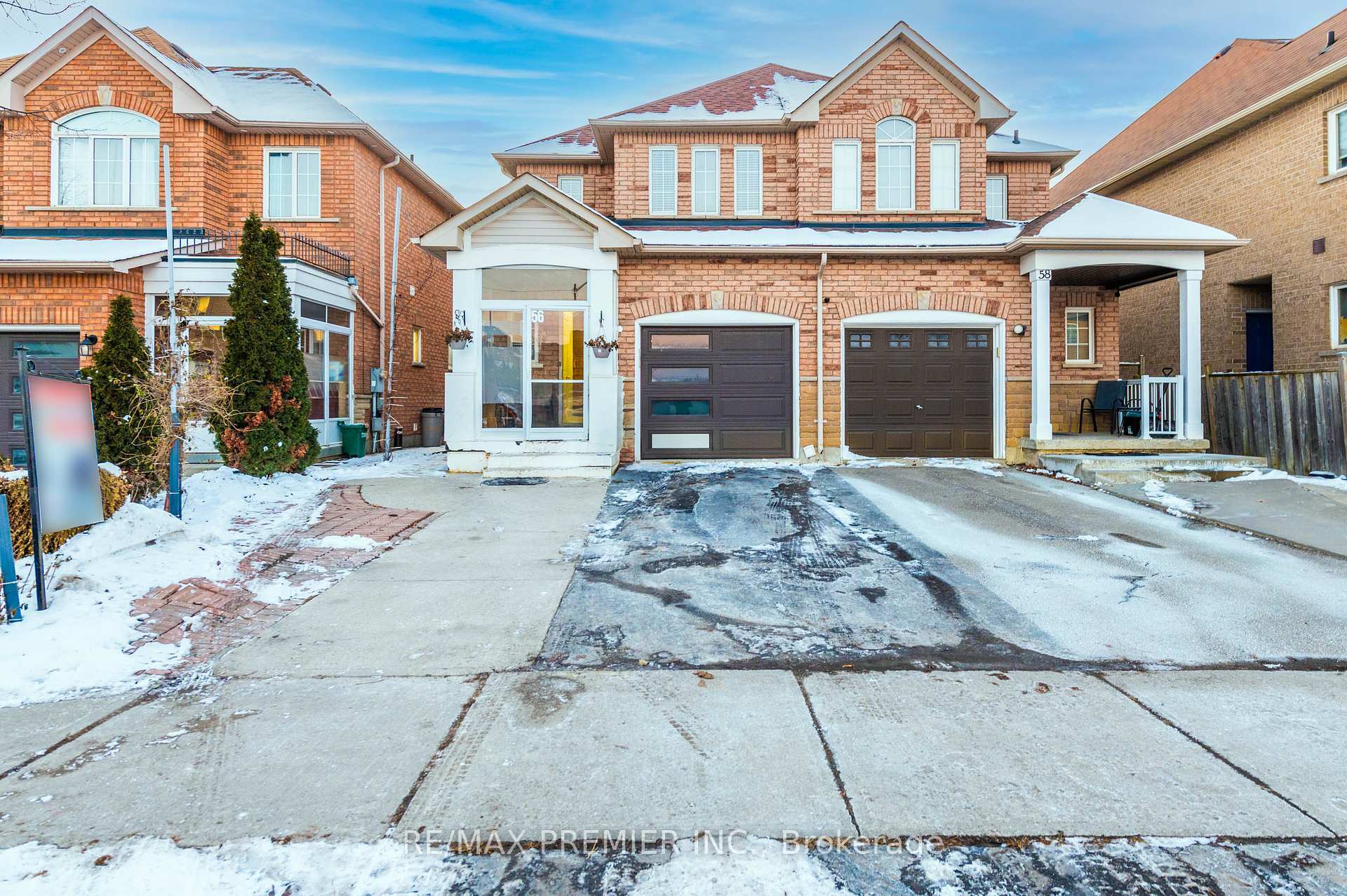 Photo de la propriété: 56 Tahir Street ON L6A 3A9