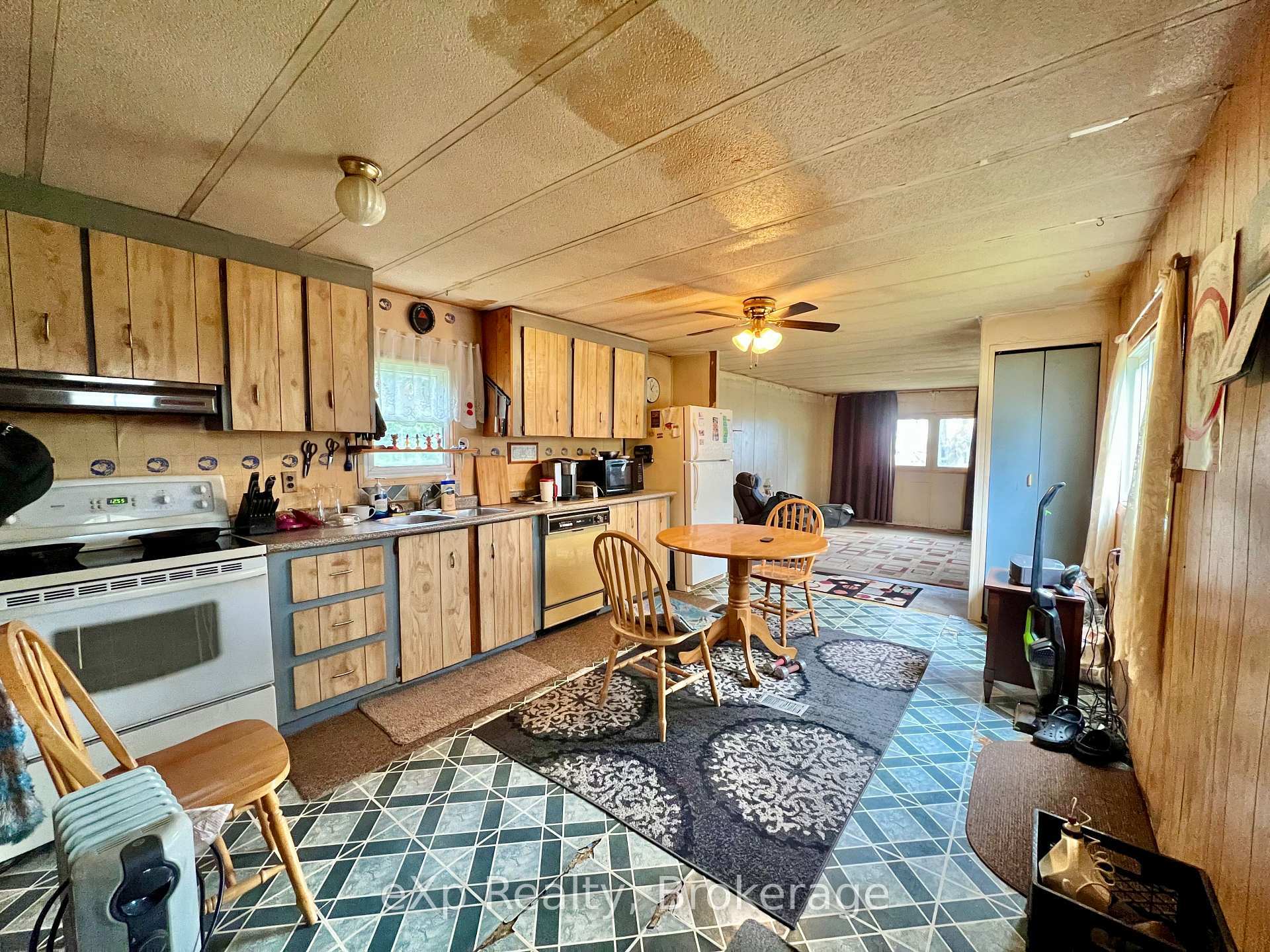 Property Photo: 129 Harvey Street ON N0H 2N0