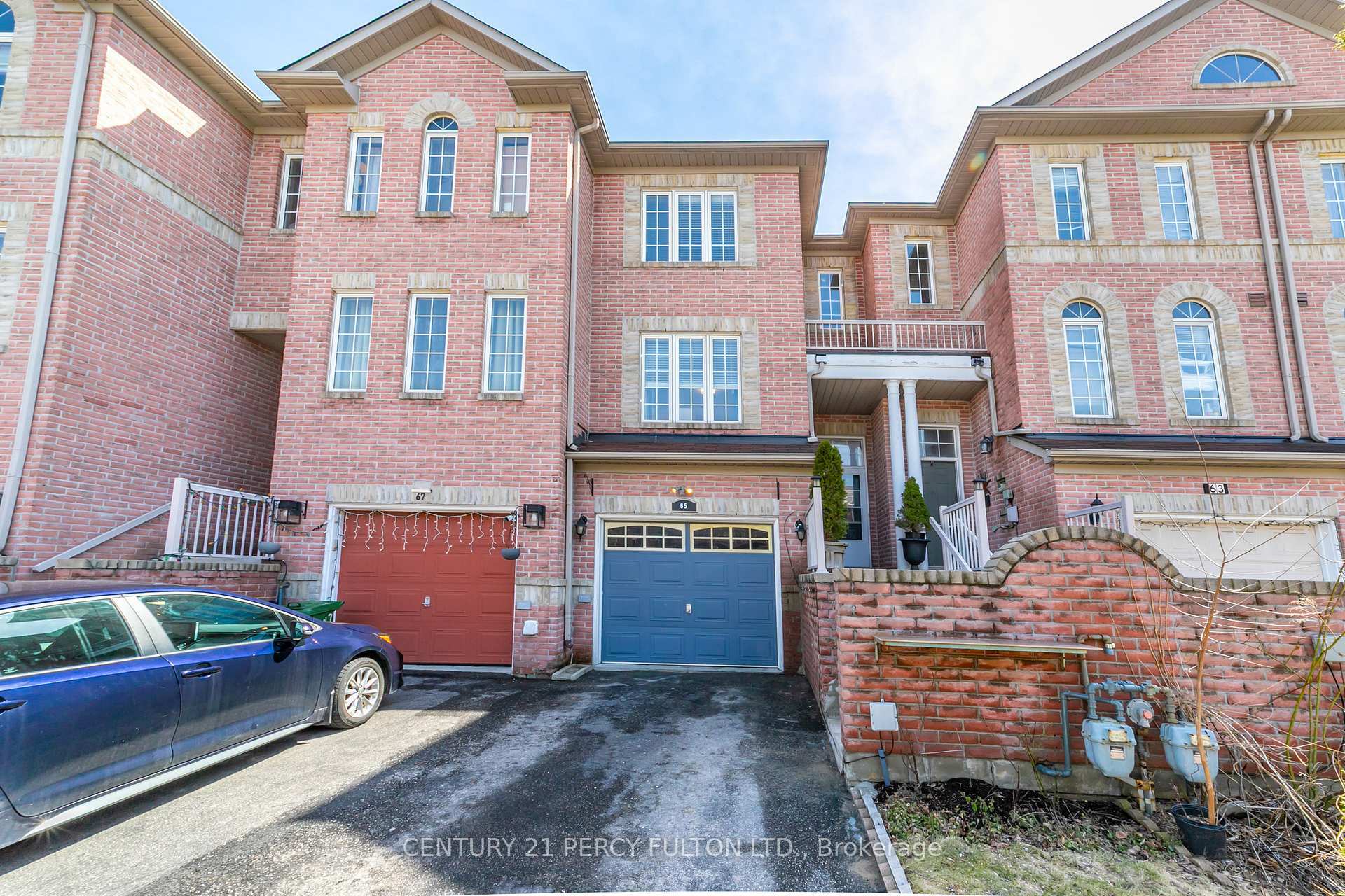 Property Photo: 65 Conn Smythe Drive ON M1J 3P6