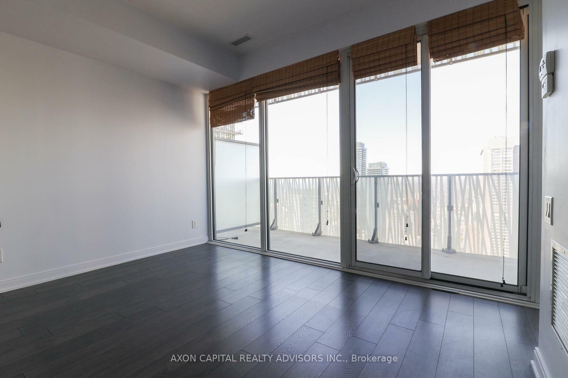 Property Photo: 42 Charles Street E 4004 ON M4Y 1N3