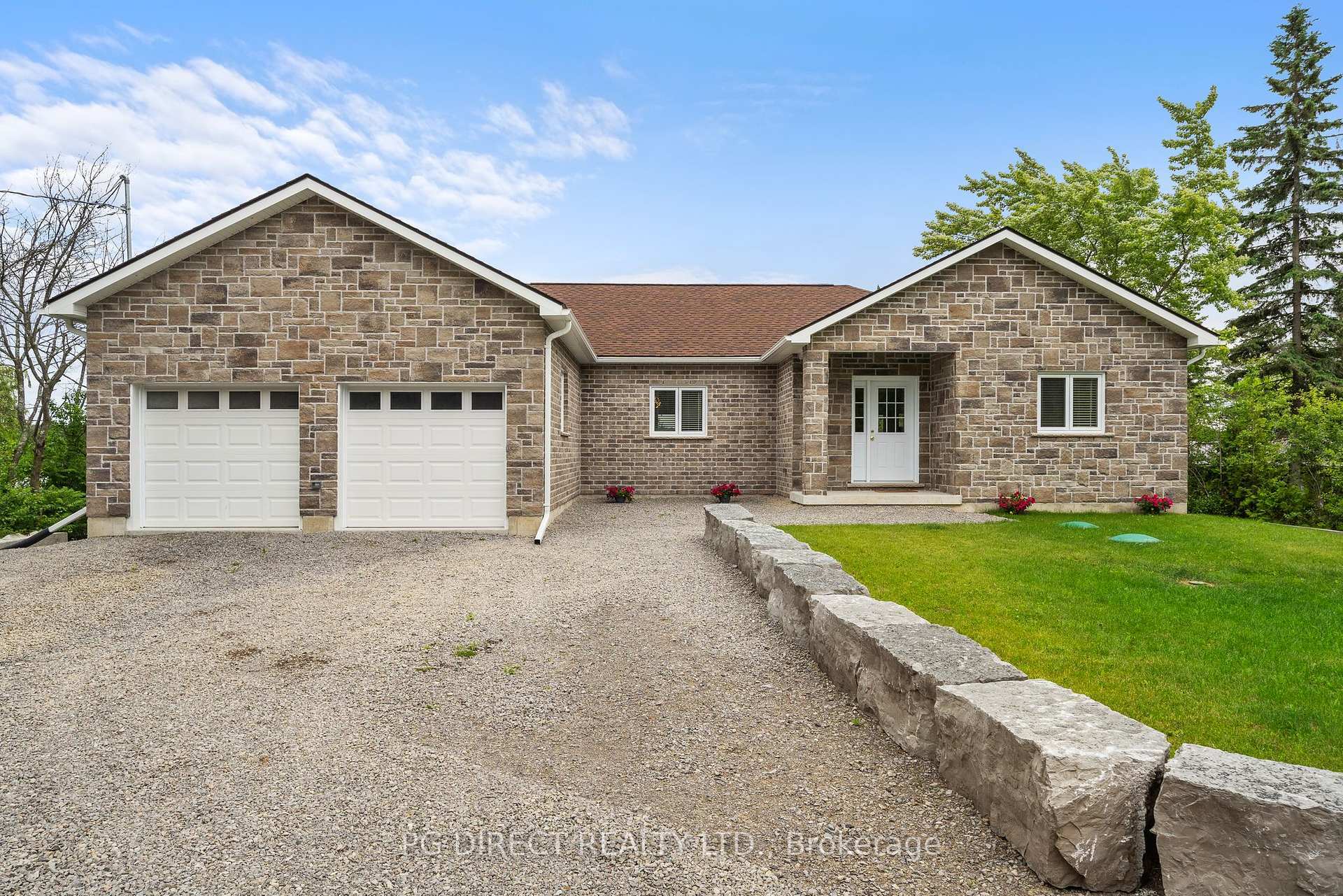 Property Photo: 12 Evergreen Street ON K0L 2W0