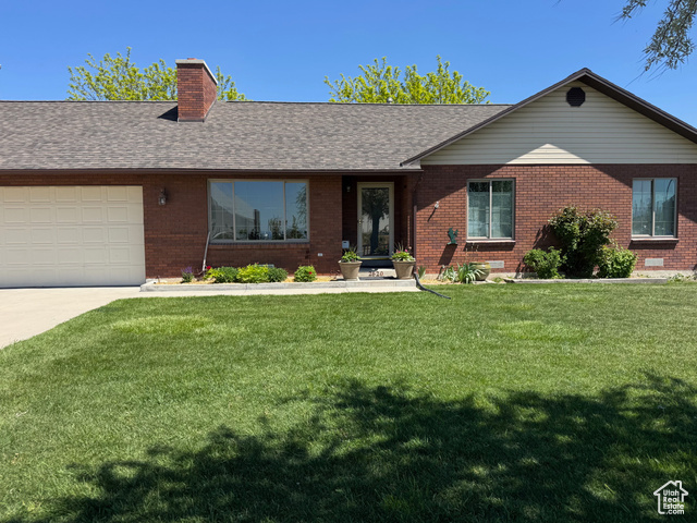 Property Photo: 2620 N 2200 W UT 84116