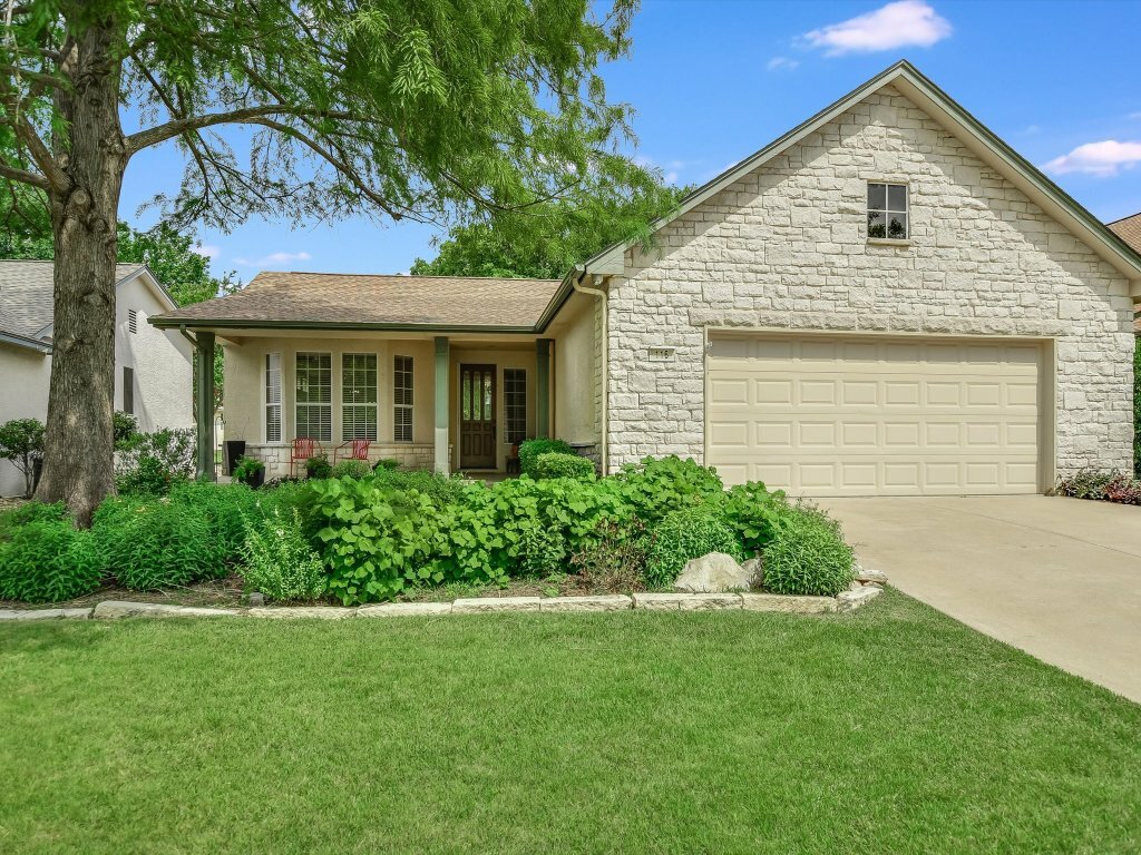 Property Photo: 116 Running Water Street TX 78633