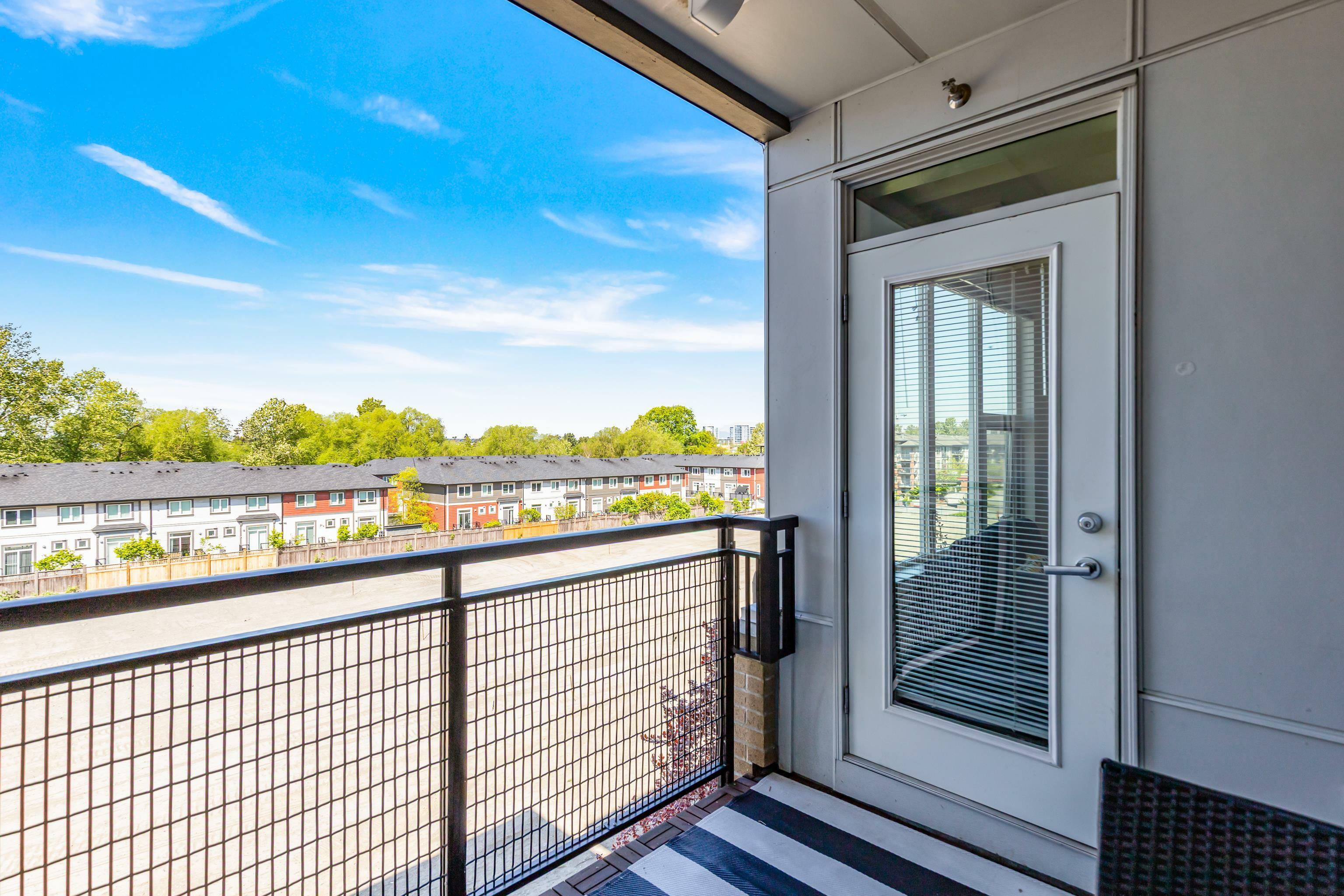 Property Photo:  9311 Alexandra Road 419  BC V6X 0L8 