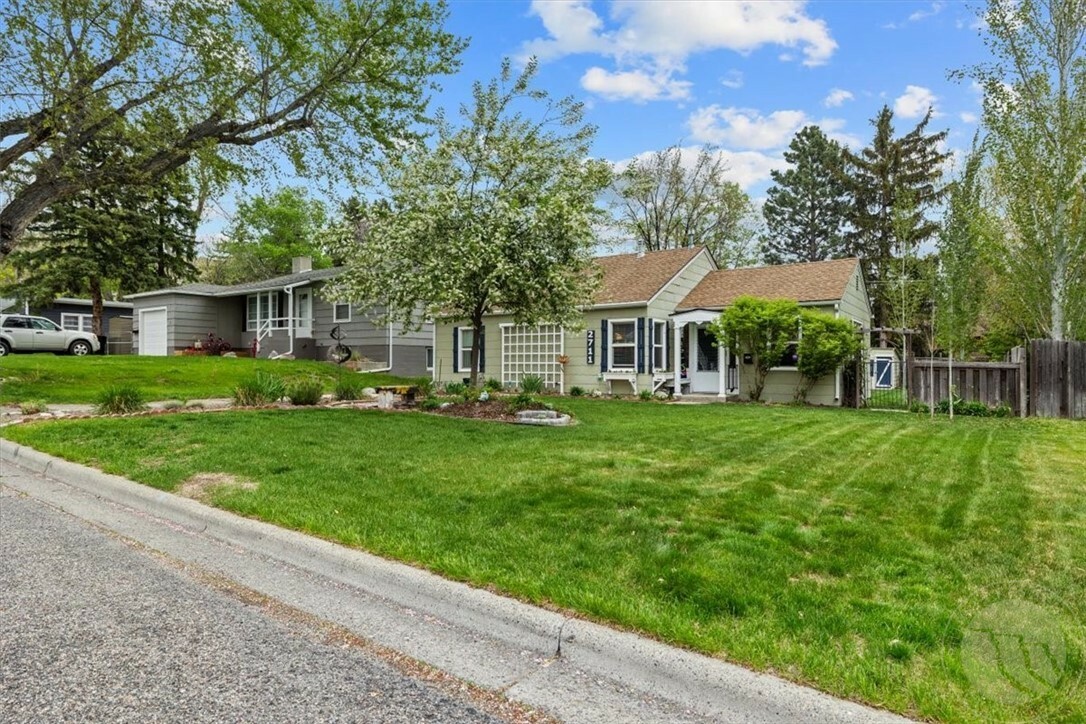 Property Photo:  2711 Glenwood Lane  MT 59102 