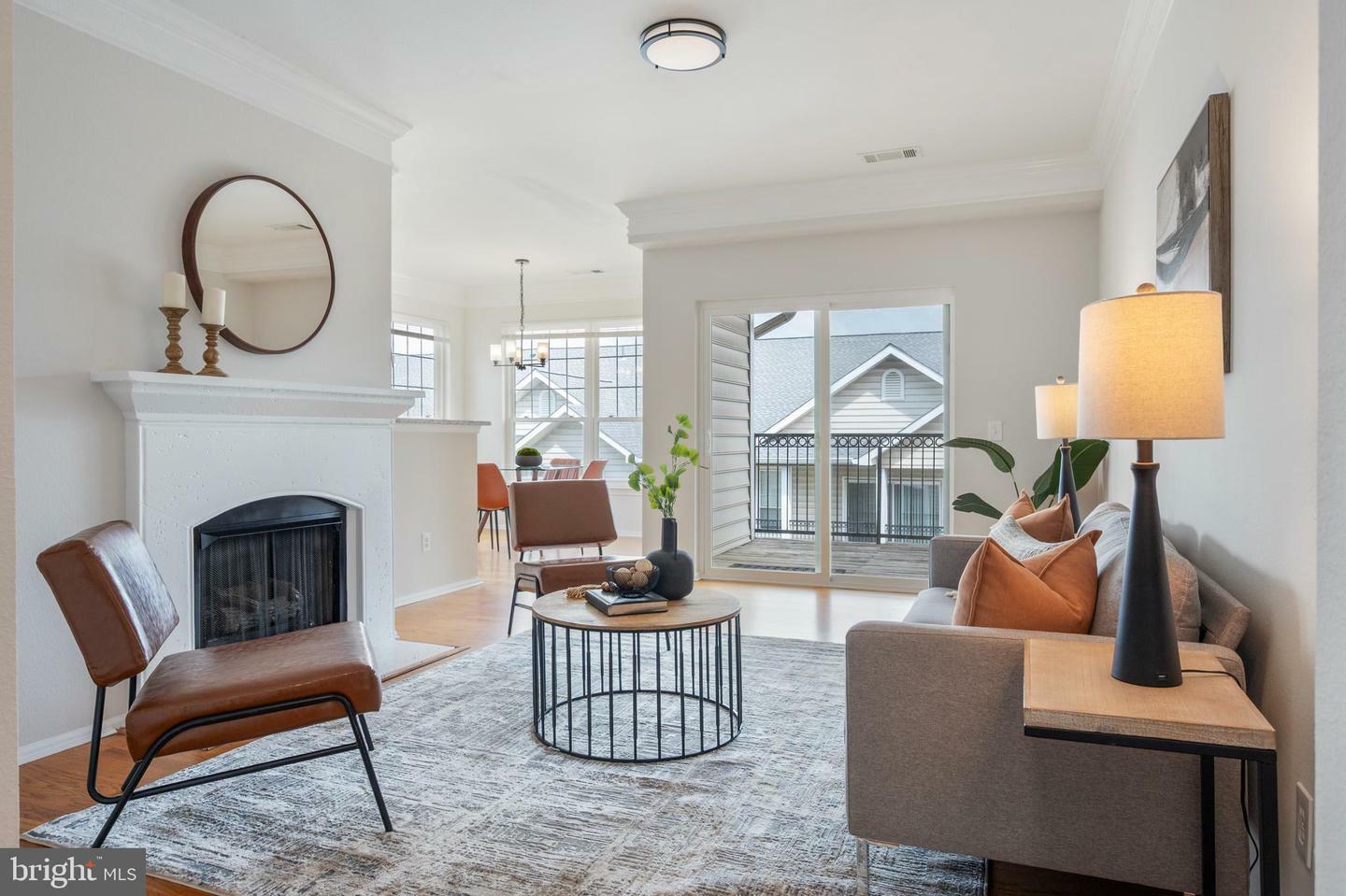 Property Photo: 1530 Spring Gate Drive 9423 VA 22102