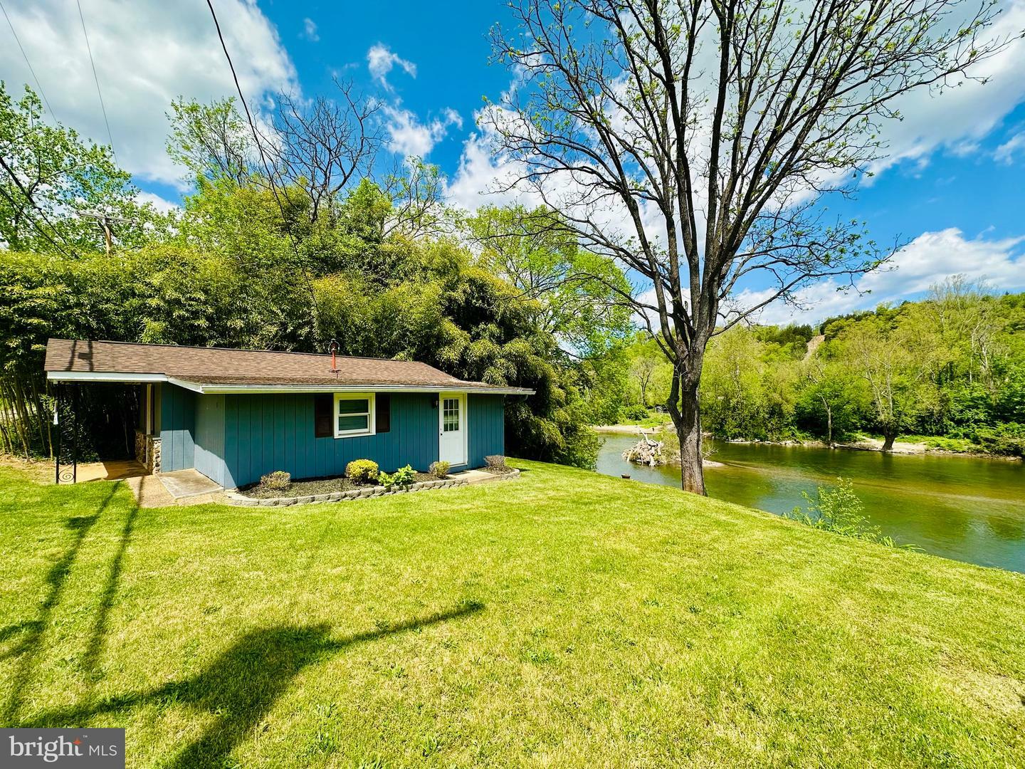 Property Photo: 0 Winchester Pike VA 22630