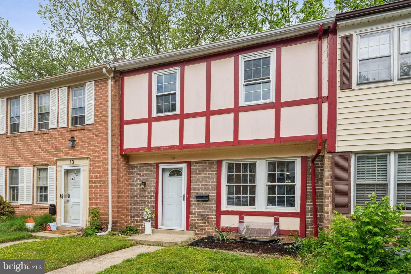 Property Photo: 15 Prairie Rose Court MD 20878