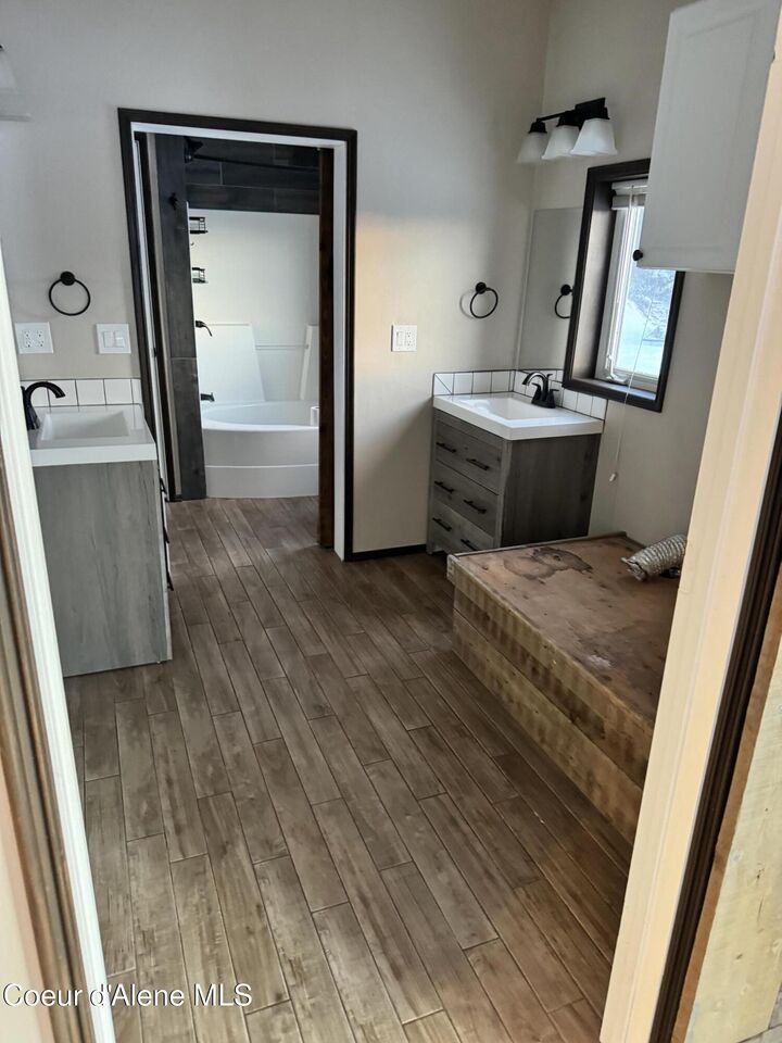 Property Photo:  10320 N Payment Peak Rd  ID 83854 