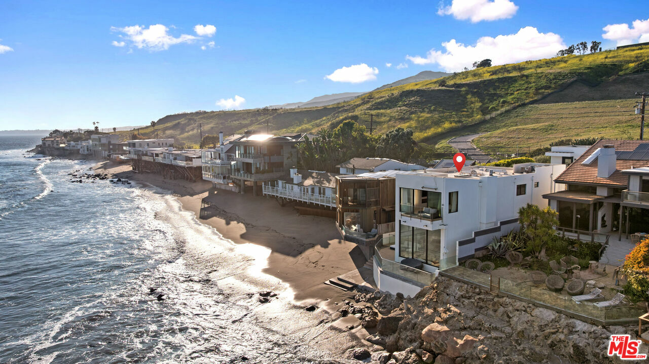 Property Photo: 24146 Malibu Rd CA 90265