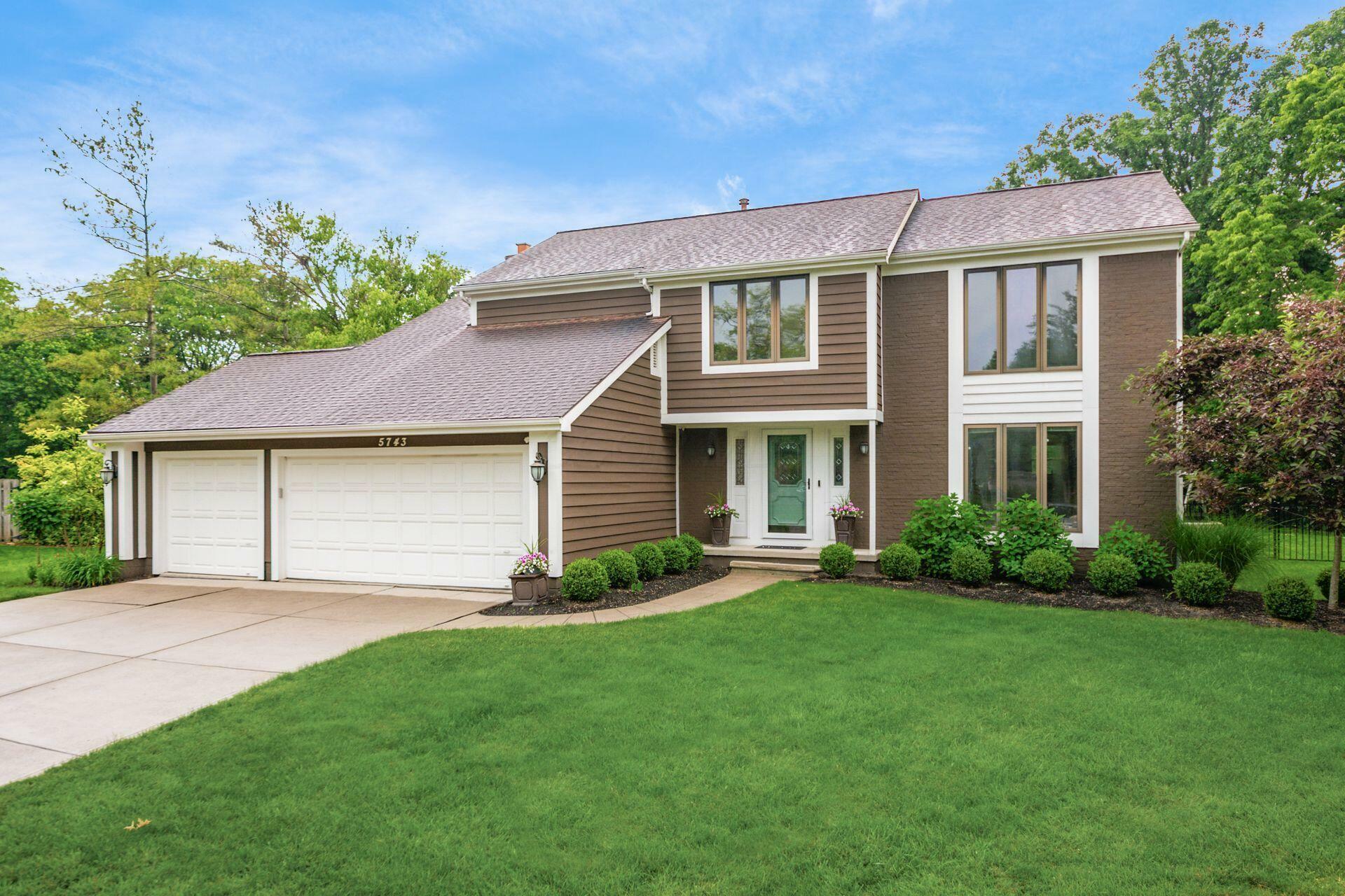 Property Photo:  5743 Desmond Court  OH 43017 