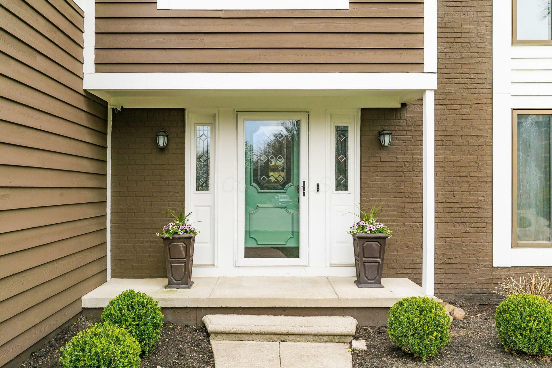 Property Photo: 5743 Desmond Court OH 43017
