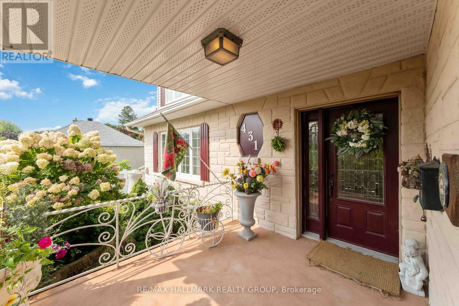 Property Photo: 431 Blake Boulevard ON K1K 1A9