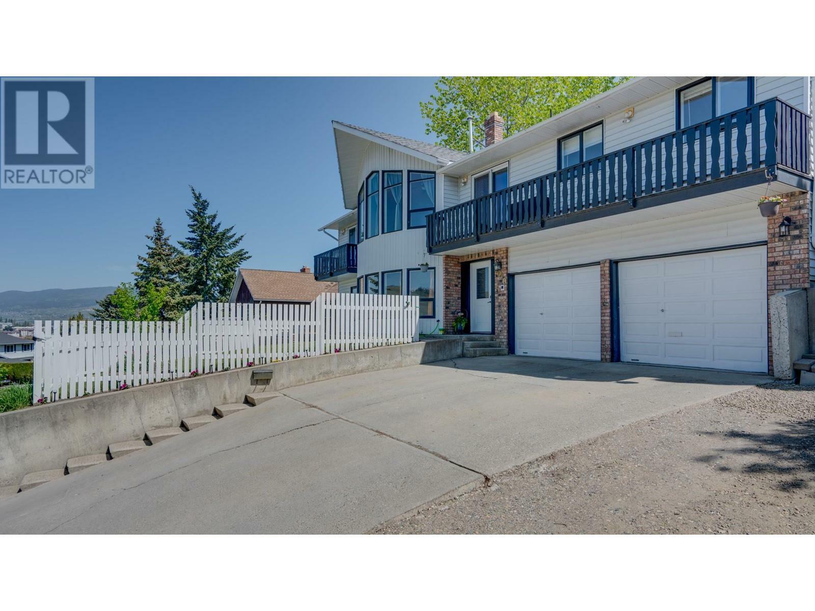 Property Photo: 4010 15 Crescent BC V1T 7H4