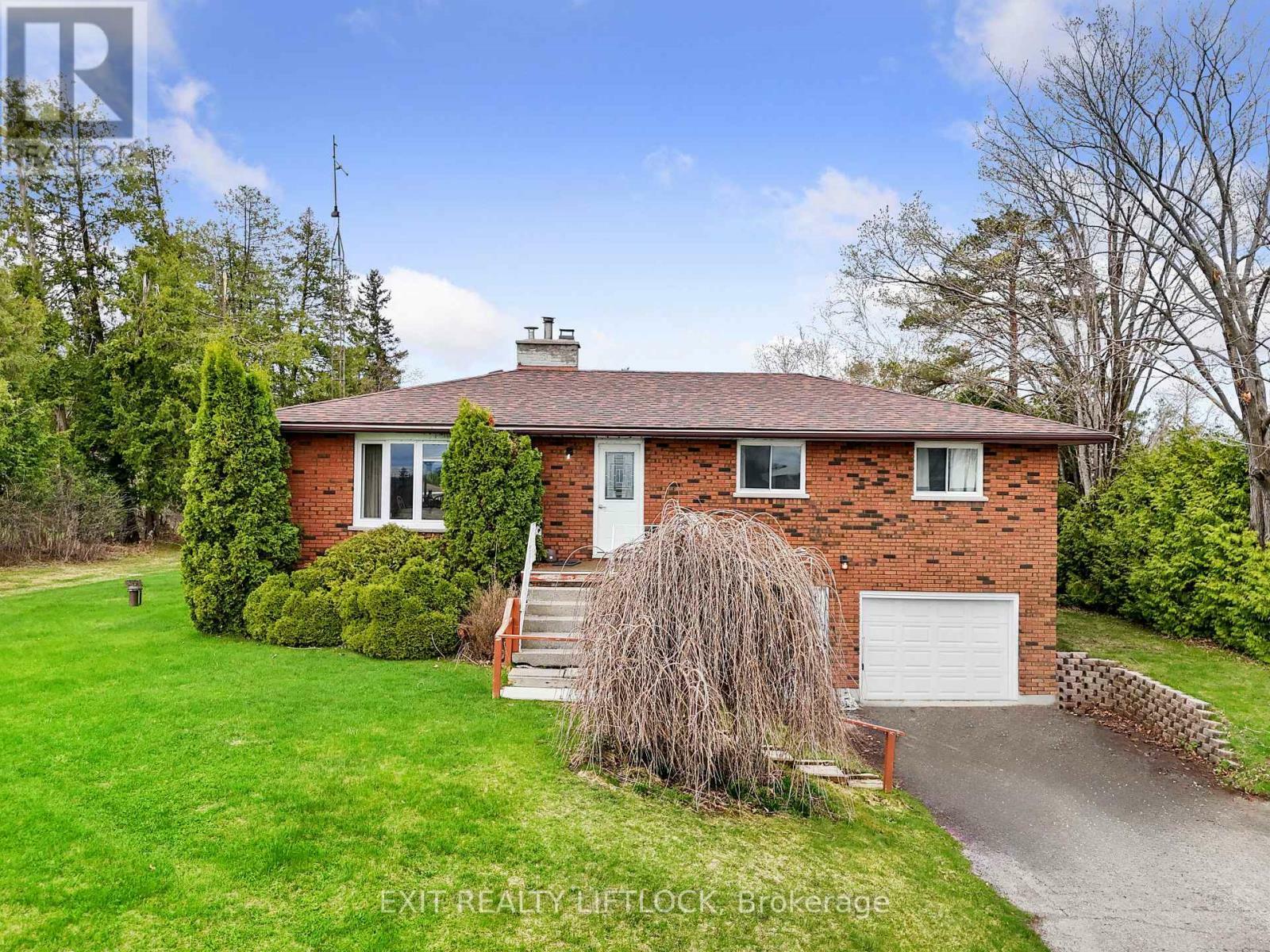 Property Photo: 1268 Buckhorn Road ON K0L 2H0