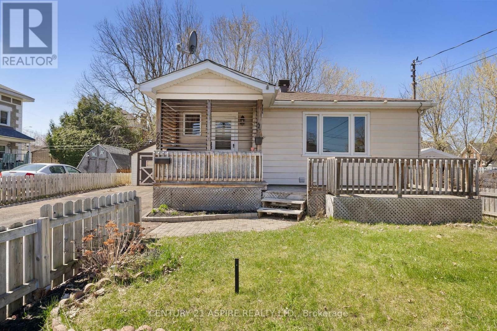 Property Photo: 262 James Street ON K8A 4T8