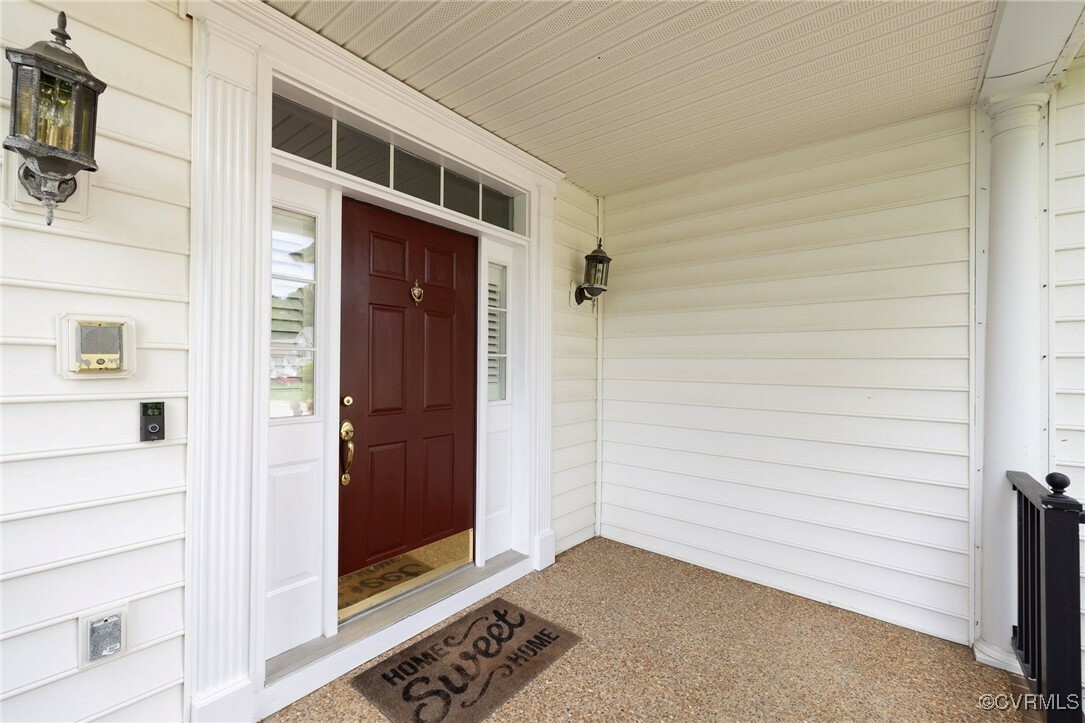 Property Photo: 5208 Scotsglen Drive VA 23059