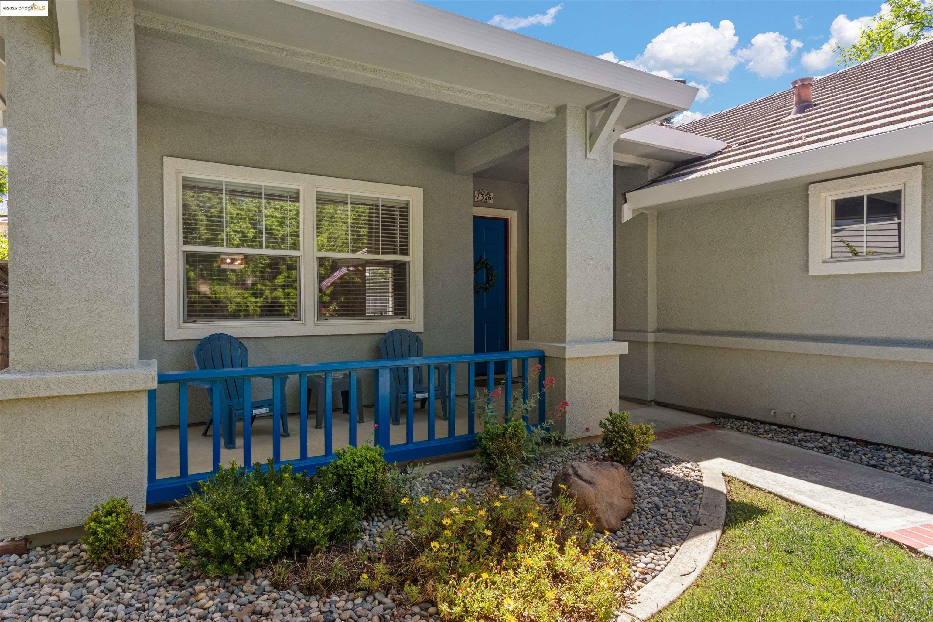 Property Photo: 1326 Rebecca Dr CA 94550