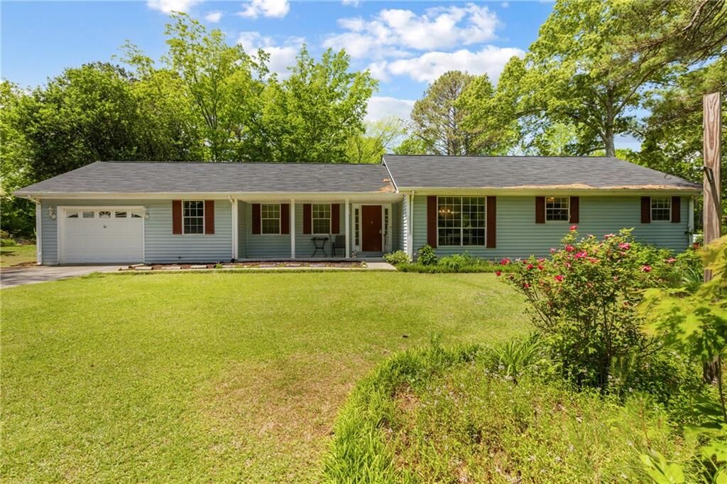 Property Photo: 40 Carole Drive GA 30117