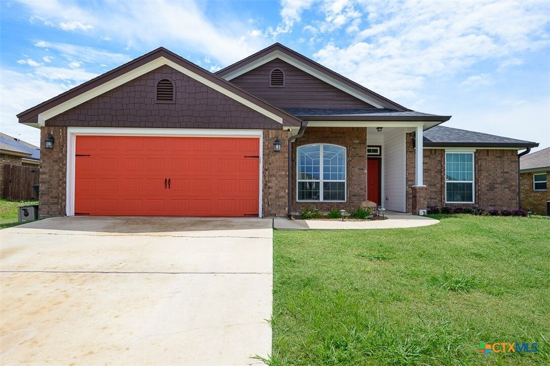 Property Photo:  7202 Bose Ikard Drive  TX 76549 