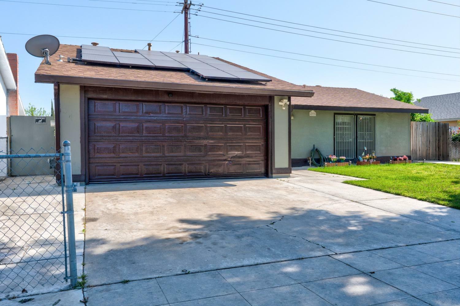 4828 E Florence  Fresno CA 93725 photo