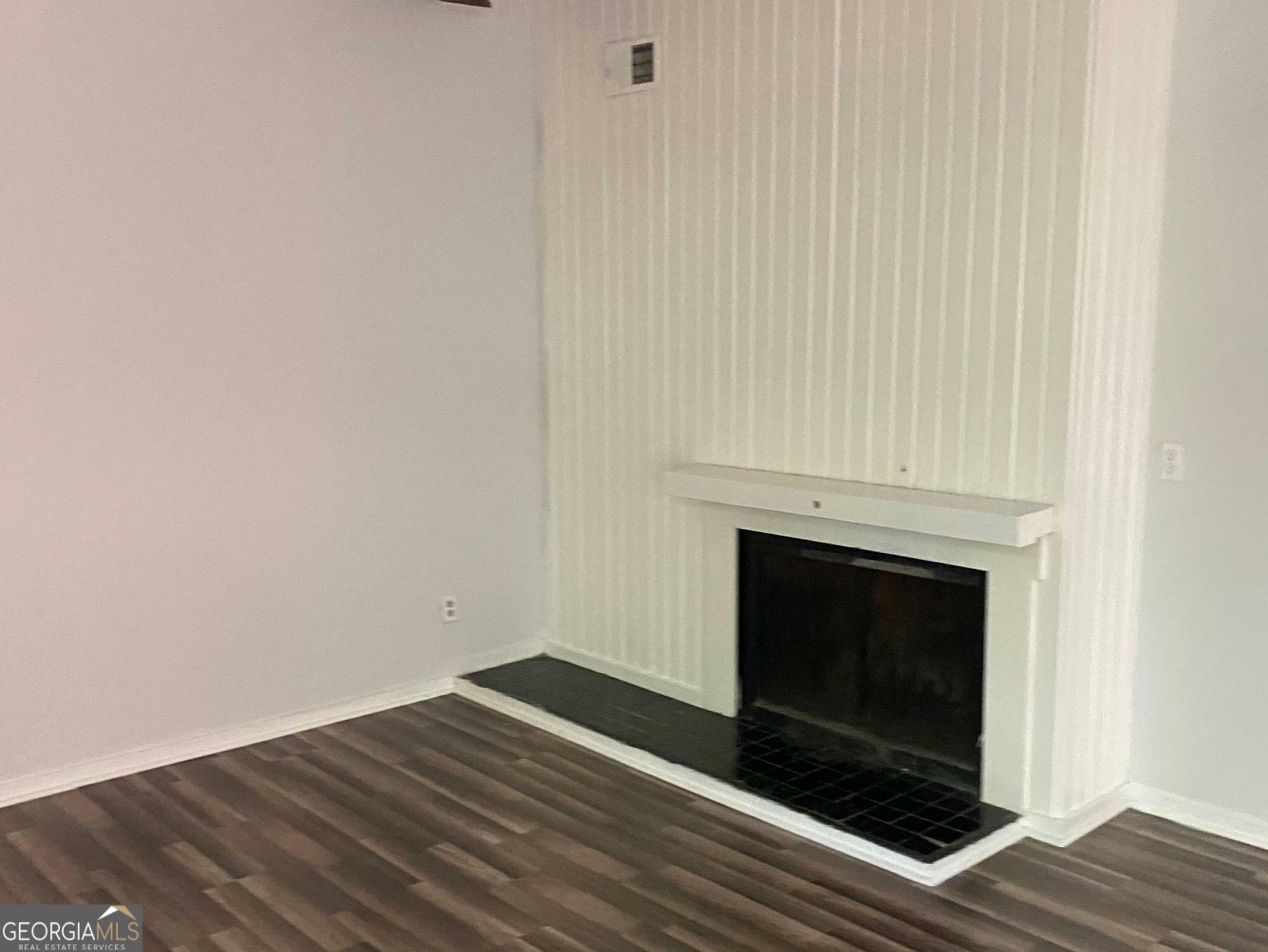 Property Photo: 5814 Par Four Court GA 30038