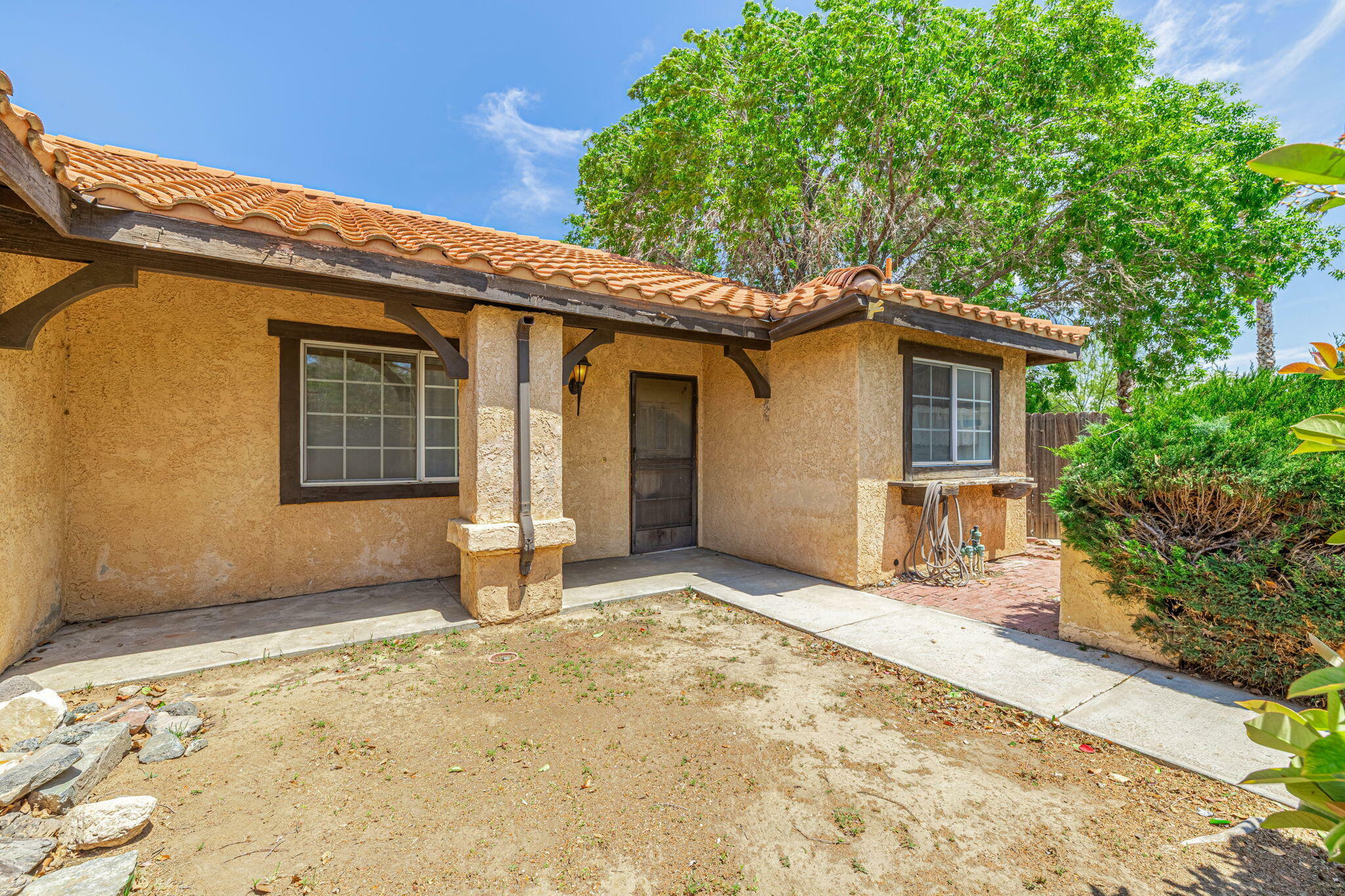 Property Photo: 43046 W 21st Street CA 93536