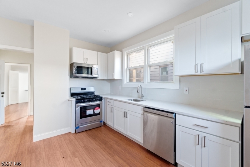 Property Photo: 279 Weequahic Ave 1 NJ 07112