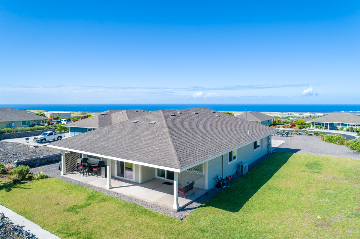 Property Photo: 73-5528 Kaiau Pl HI 96740
