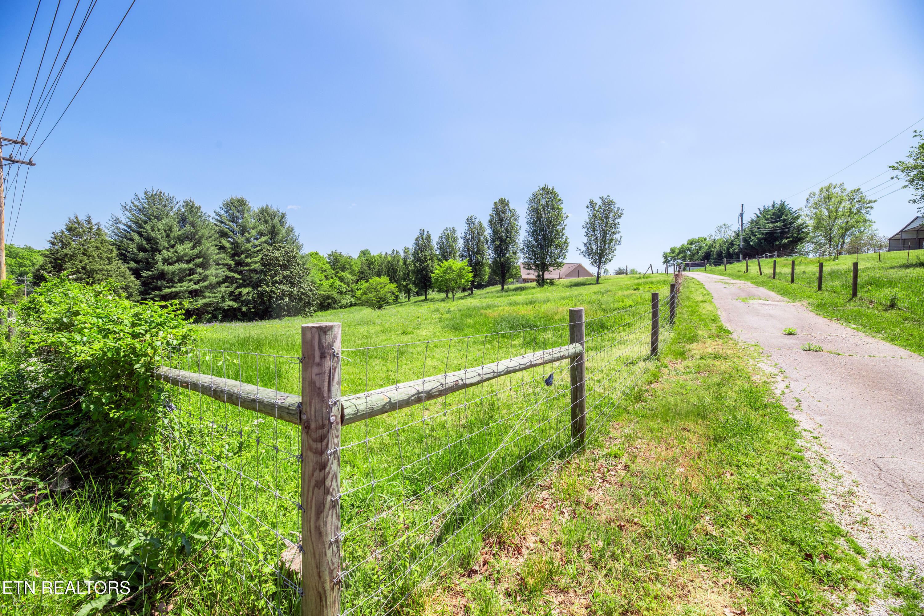 Property Photo: 639 Buck Creek Rd TN 37763