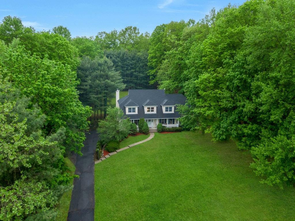 Property Photo: 5 Sherwood Farms Court NY 10980