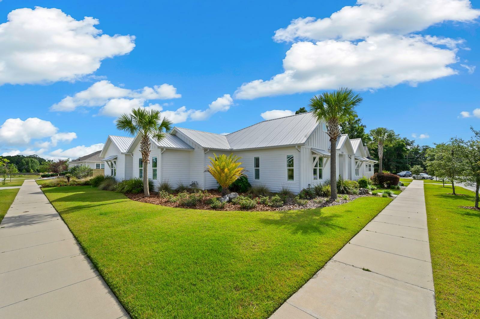 Property Photo:  12095 SW 9th Lane  FL 32607 