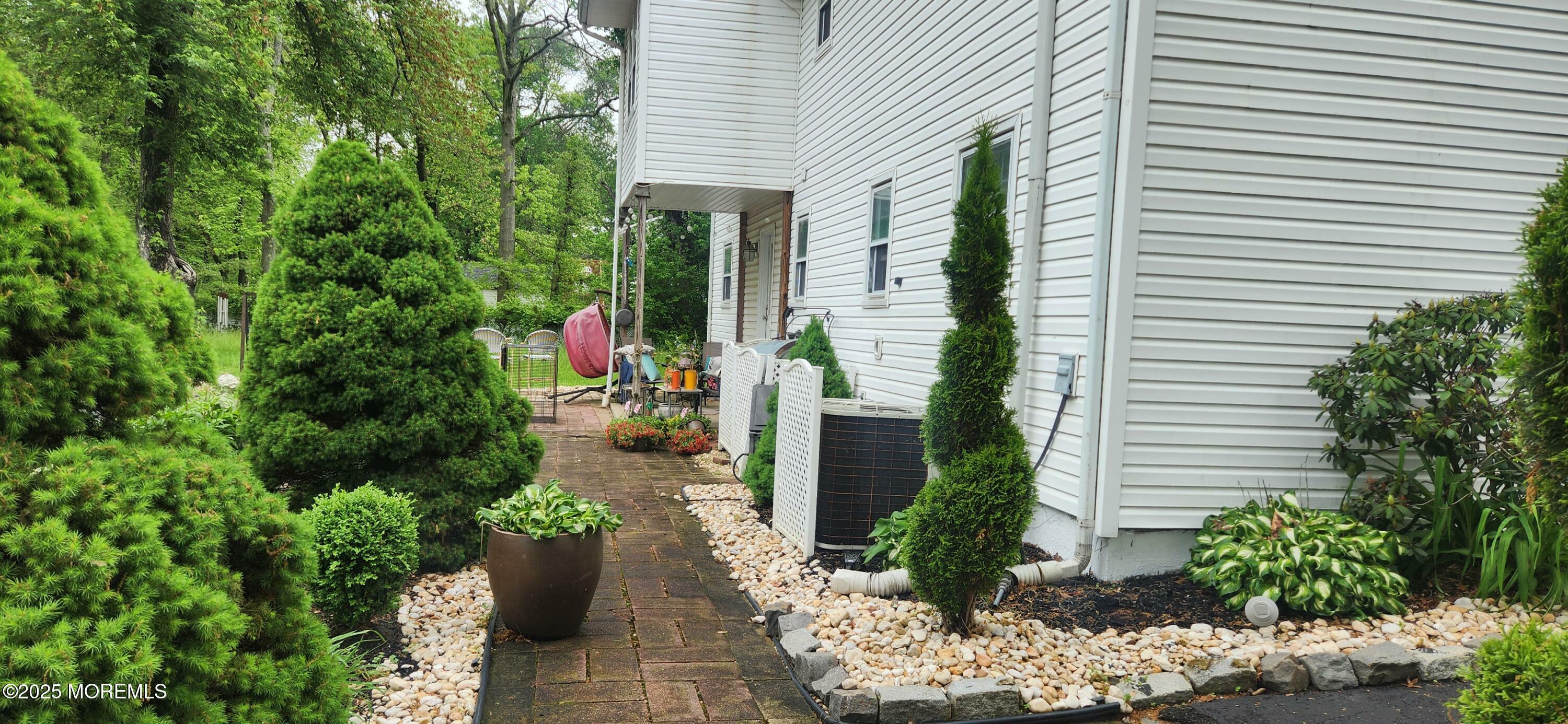 Property Photo: 95 Gravel Hill Spotswood Road NJ 08831