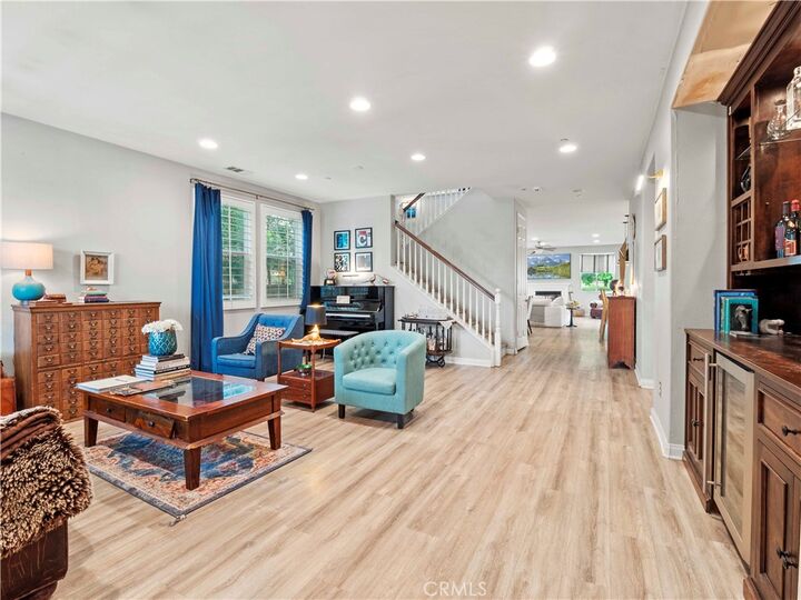 Property Photo:  22458 Plantation Court  CA 91350 