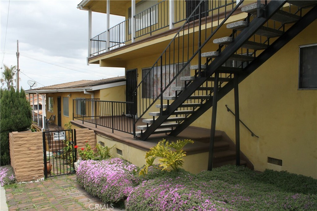Property Photo: 2302 S Gaffey Street 1 CA 90731