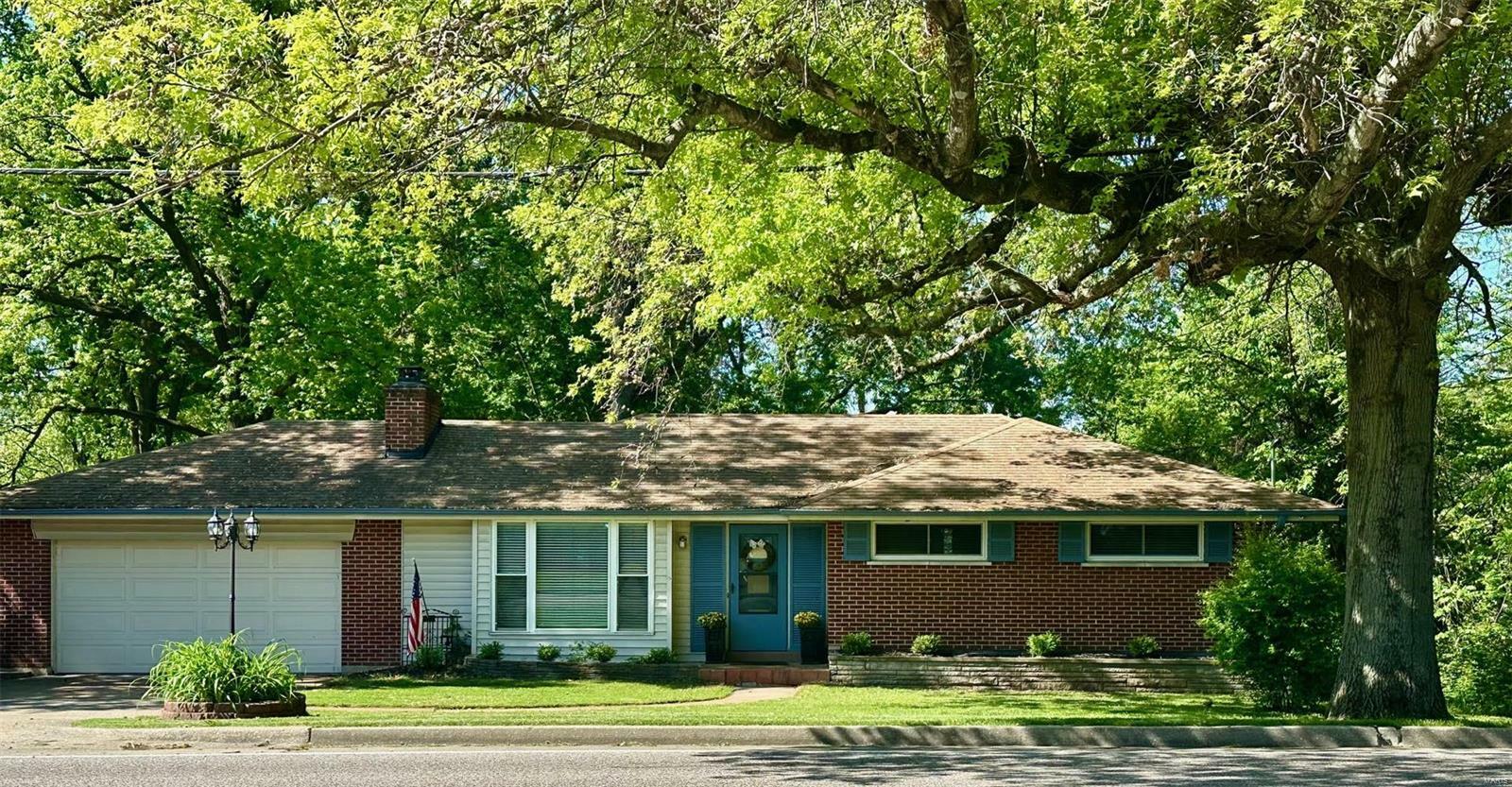 4504 Butler Hill Road  St Louis MO 63128 photo