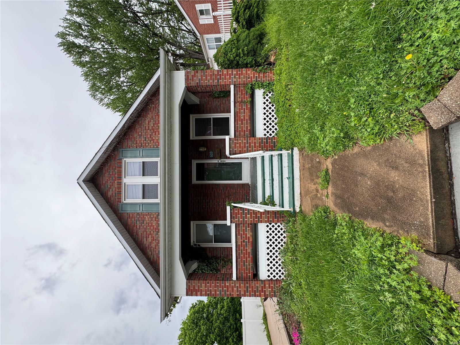 Property Photo:  609 Jefferson Street  MO 63090 