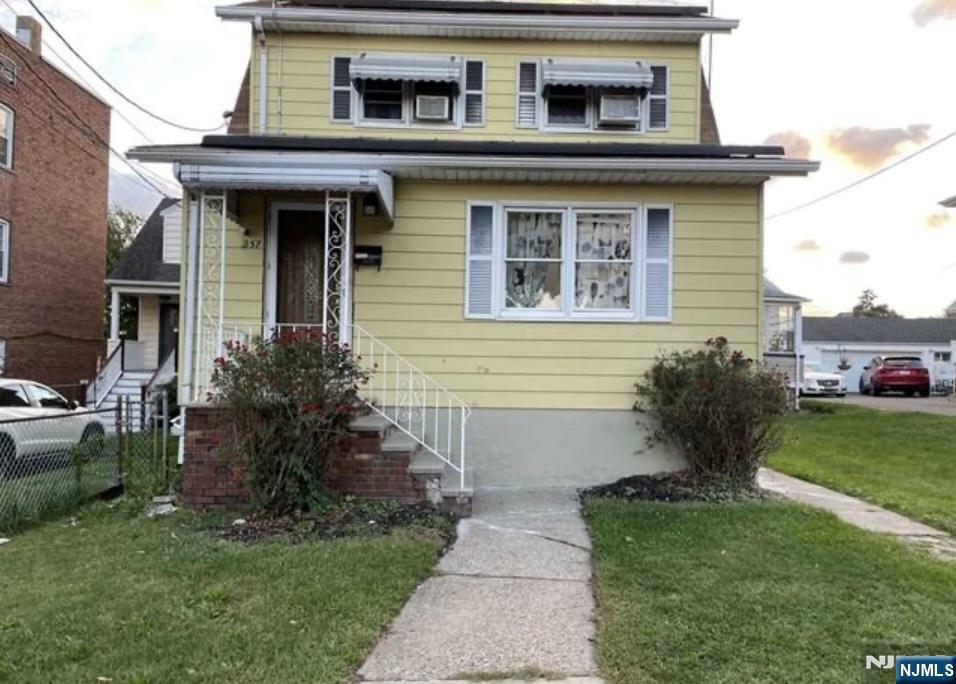 257 Palisade Avenue  Garfield NJ 07026 photo
