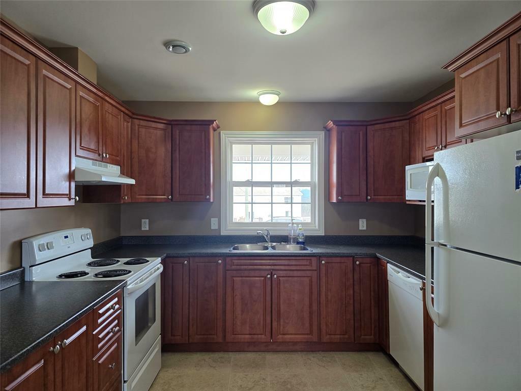 Property Photo: 2 McGregor Lane NE A0R1B0