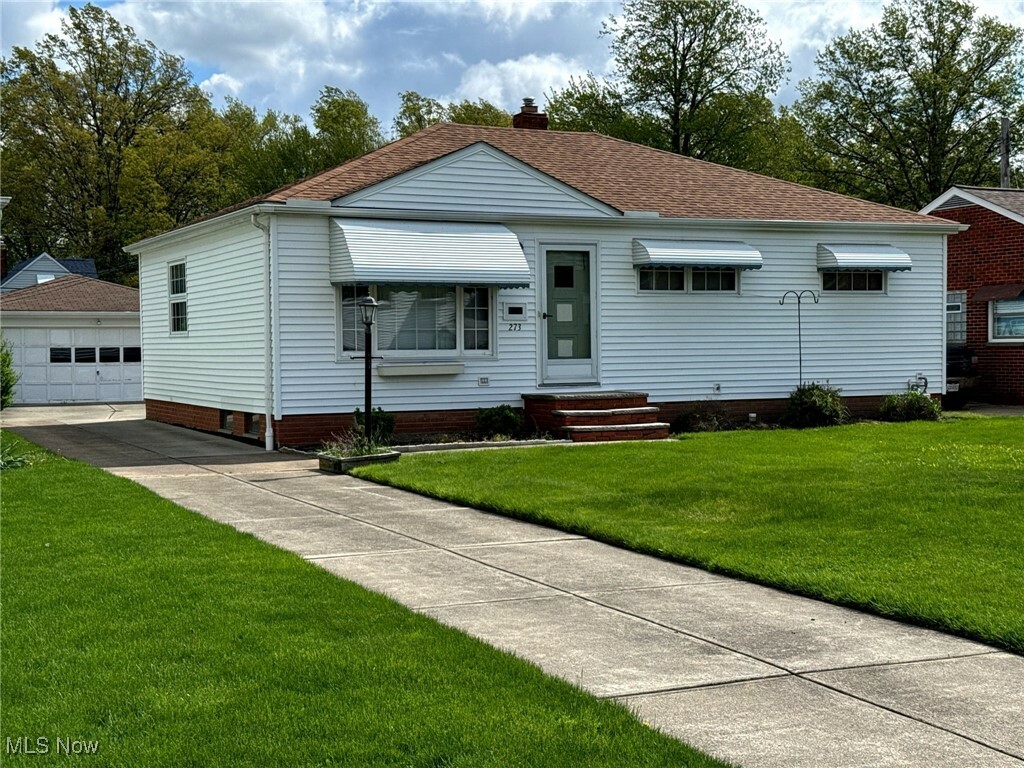 Property Photo: 273 E 315th Street OH 44095