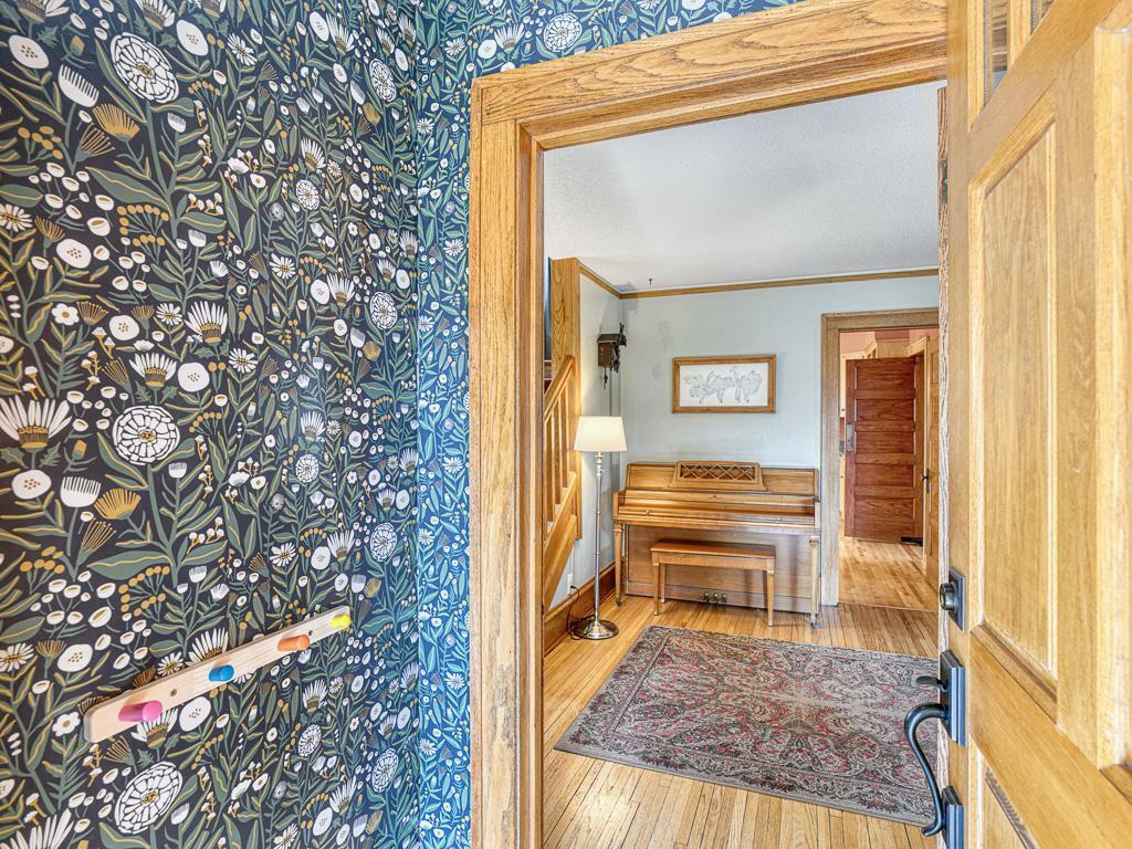 Property Photo: 555 Bidwell Street MN 55107